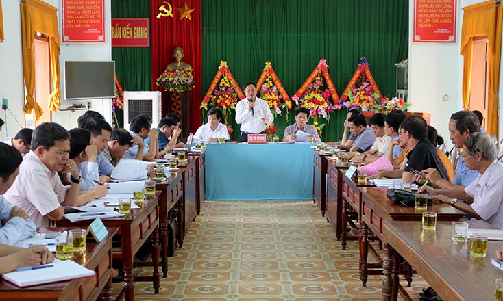 UBND tỉnh tổ chức đối thoại, giải quyết khiếu nại của 10 hộ dân kinh doanh tại chợ Tréo, TT. Kiến Giang (Lệ Thủy). 