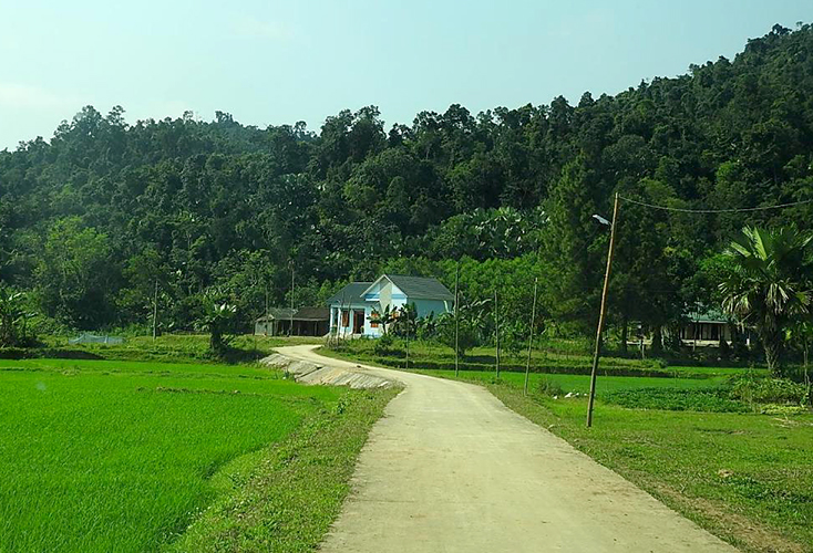 Tuyến đường GTNT số 5 của xã Xuân Hoá dẫn về nhà ông Đinh Thanh Thơ được kết luận là có nhiều sai phạm.