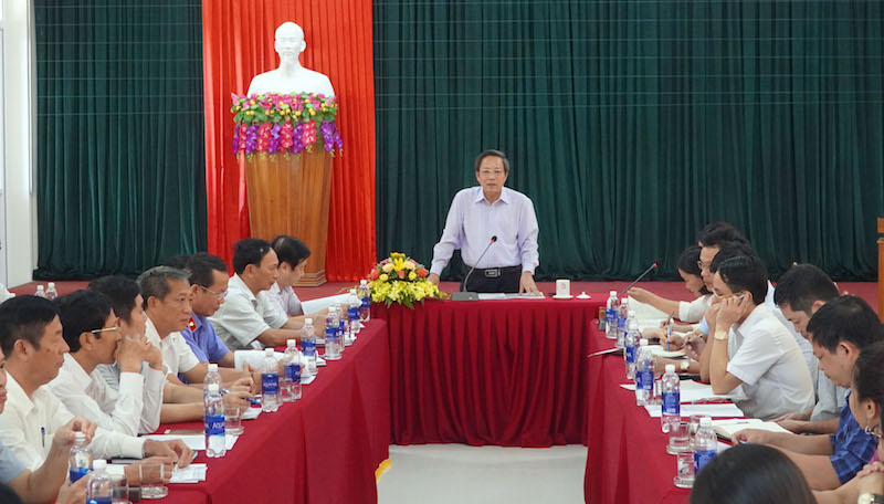 Đồng chi Bí thư Tỉnh ủy Hoàng Đăng Quang phát biểu kết luận tại buổi làm việc