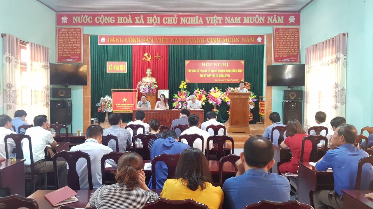 Đại biểu HĐND tỉnh tiếp xúc với cử tri tại xã Kim Hóa, huyện Tuyên Hóa