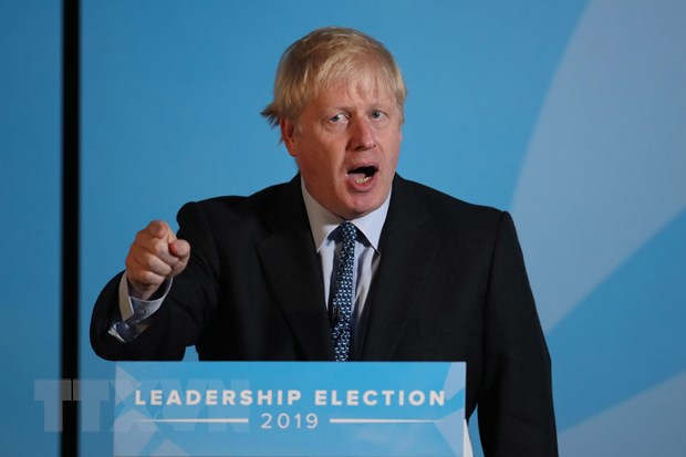 Cựu Ngoại trưởng Anh Boris Johnson phát biểu trong cuộc vận động tranh cử ở Bedfordshire ngày 13-7. (Ảnh: AFP/TTXVN)