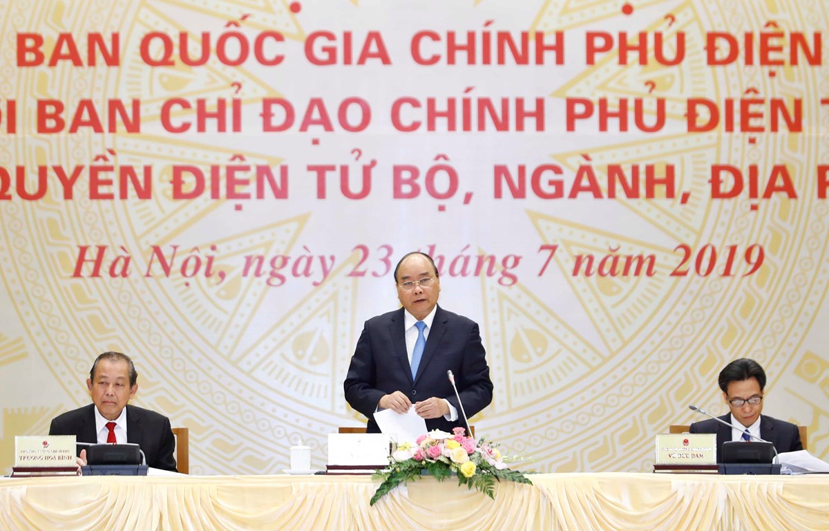 Thủ tướng Nguyễn Xuân Phúc, Chủ tịch Ủy ban Quốc gia Chính phủ điện tử phát biểu. (Ảnh: Thống Nhất/TTXVN)