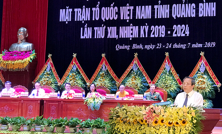 Đồng chí Bí thư Tỉnh ủy Hoàng Đăng Quang phát biểu chỉ đạo đại hội.