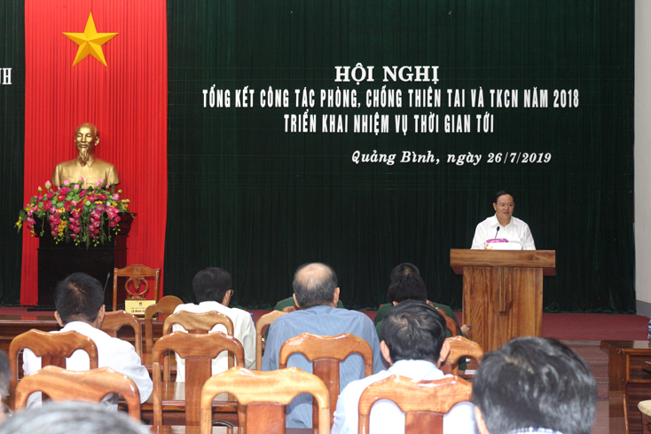 Đồng chí Lê Minh Ngân, TUV, Phó Chủ tịch UBND tỉnh phát biểu kết luận hội nghị.
