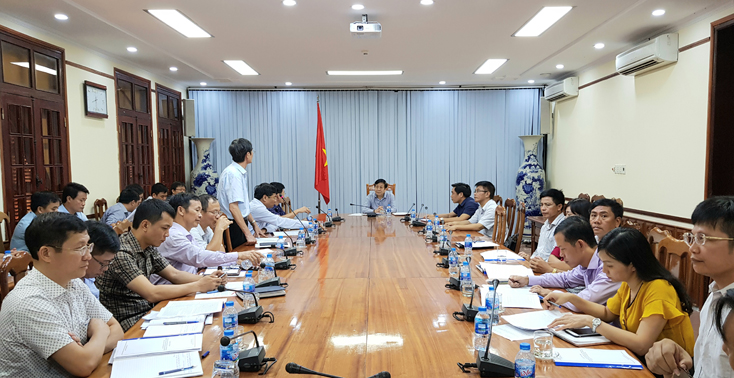 Đồng chí Nguyễn Xuân Quang, Phó Chủ tịch Thường trực UBND tỉnh kết luận buổi làm việc. 