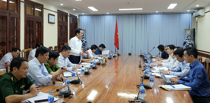 Đồng chí Trần Công Thuật, Chủ tịch UBND tỉnh phát biểu tại buổi làm việc.