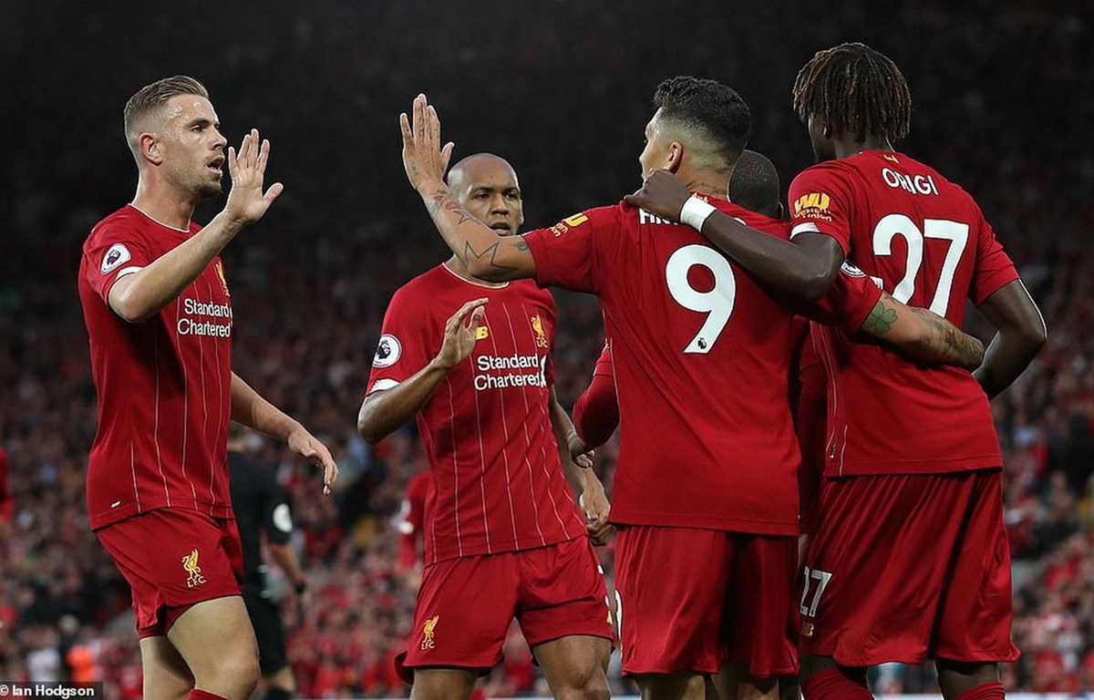 Liverpool khởi đầu Premier League bằng chiến thắng đậm.