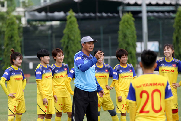 ĐT nữ Việt Nam sang Thái Lan dự giải bóng đá nữ Đông Nam Á 2019.