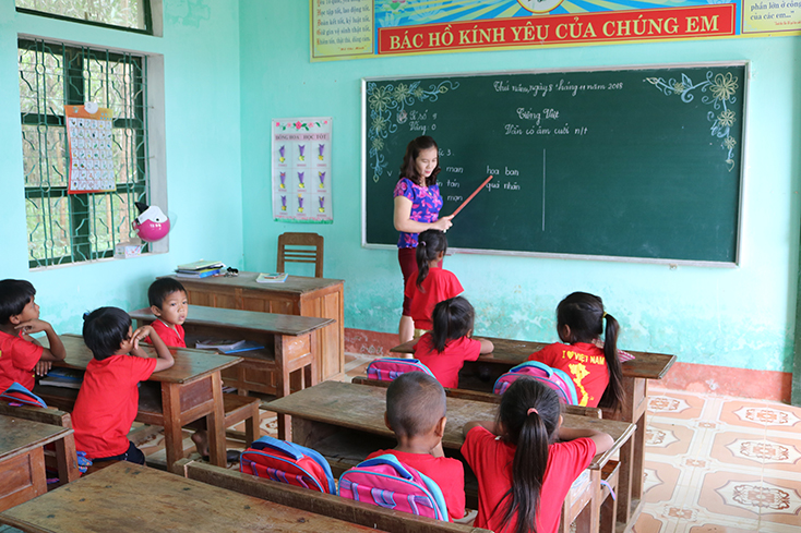 Điểm trường ở bản Cà Xen, thuộc Trường tiểu học xã Thanh Hóa được đầu tư cơ bản, đáp ứng nhu cầu học tập cho con em người Mã Liềng. 