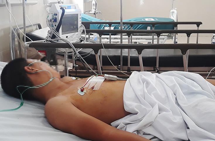 Bệnh nhân đang được điều trị và chăm sóc đặc biệt tại Bệnh viện hữu nghị Việt Nam-Cuba Đồng Hới.