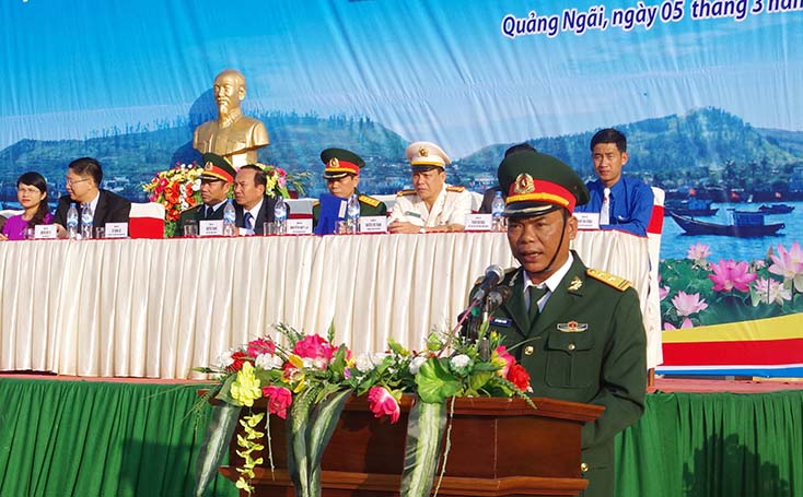  Thượng tá Hồ Ngọc Hiên-Chỉ huy trưởng BCH Quân sự huyện Lý Sơn, Quảng Ngãi. 