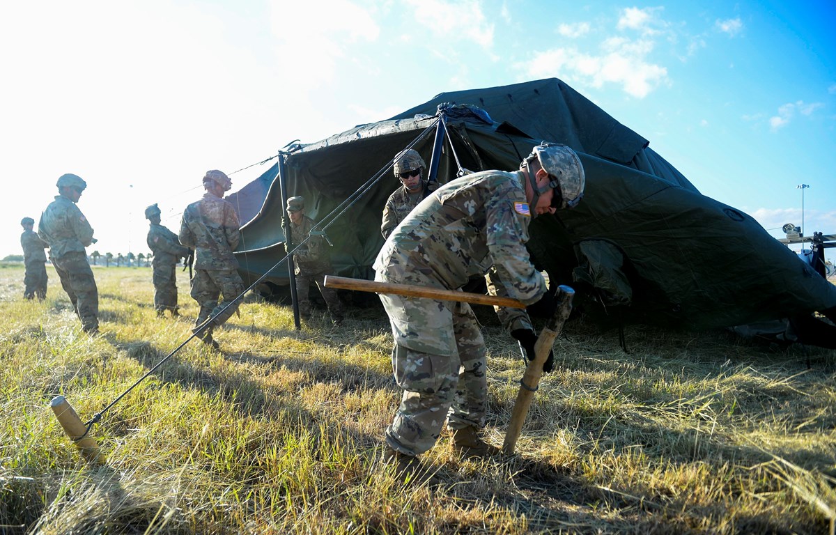 Binh sỹ Mỹ tại một căn cứ quân sự ở Fort Riley, bang Kansas, Mỹ. (Ảnh: AFP/TTXVN)