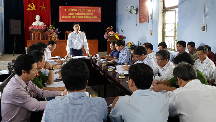 Đồng chí Trương An Ninh, Bí thư Thị ủy Ba Đồn phát biểu kết luận buổi làm việc.