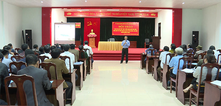  Hội thảo bàn các giải pháp phát triển chăn trên địa bàn huyện Quảng Trạch