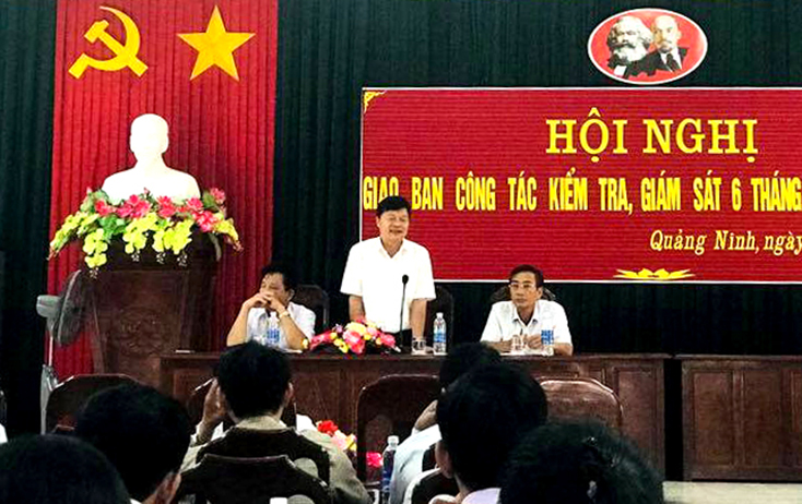 Huyện ủy Quảng Ninh tổ chức giao ban công tác kiểm tra, giám sát.