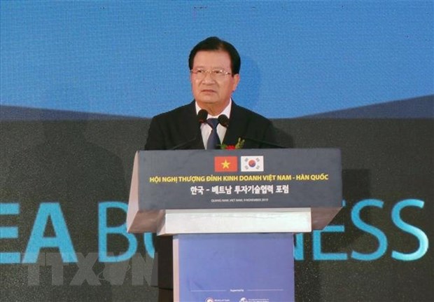 Phó Thủ tướng Trịnh Đình Dũng phát biểu tại Hội nghị Thượng đỉnh Kinh doanh Việt Nam-Hàn Quốc. (Ảnh: Trần Tĩnh/TTXVN)