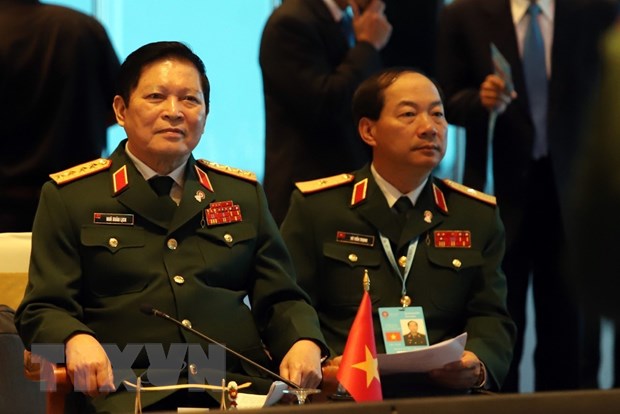 Đại tướng Ngô Xuân Lịch, Bộ trưởng Bộ Quốc phòng dẫn đầu Đoàn đại biểu quân sự cấp cao Việt Nam tham dự Hội nghị. (Ảnh: Ngọc Quang/TTXVN)