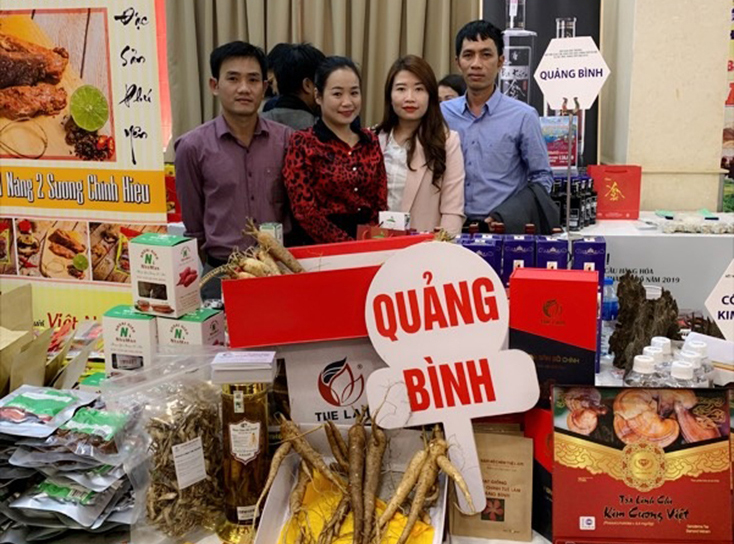 Quảng Bình tham gia 2 gian hàng trưng bày, giới thiệu các đặc sản của địa phương