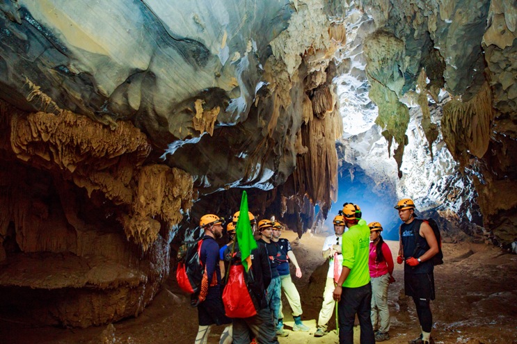 Khám phá hệ thống hang động kỳ vĩ tại Phong Nha - Kẻ Bàng.