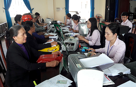 Nguồn vốn tín dụng CSXH là một trong những “đòn bẩy” giúp bà con huyện Quảng Ninh vươn lên thoát nghèo.