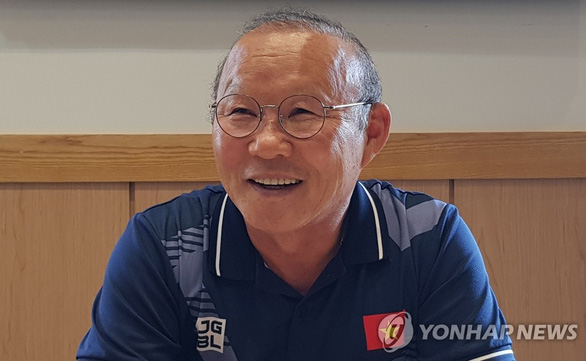 HLV trưởng đội tuyển bóng đá nam Việt Nam Park Hang Seo trong cuộc trả lời phỏng vấn Hãng tin Yonhap của Hàn Quốc ngày 12-12 - Ảnh: YONHAP