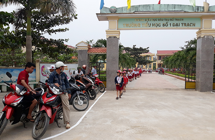 Mô hình văn hóa giao thông cổng trường thực sự đã tác động đến ý thức của các bậc phụ huynh.