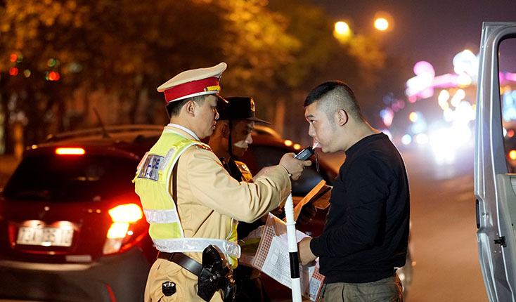 Thời gian tới, lực lượng chức năng sẽ tăng cường TTKS, kiên quyết xử lý các trường hợp vi phạm về nồng độ cồn 