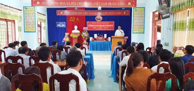 Toàn cảnh buổi lễ.