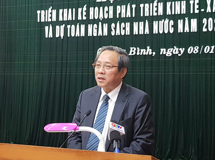 Đồng chí Hoàng Đăng Quang, Ủy viên Trung ương Đảng, Bí thư Tỉnh ủy, Chủ tịch HĐND tỉnh phát biểu chỉ đạo tại hội nghị.