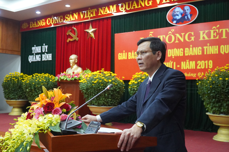  Đồng chí Trần Thắng, Phó Bí thư Thường trực Tỉnh ủy phát biểu phát động Giải báo chí về xây dựng Đảng tỉnh Quảng Bình lần thứ II-năm 2020. 