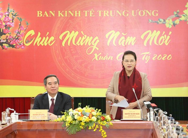 Chủ tịch Quốc hội Nguyễn Thị Kim Ngân phát biểu tại buổi làm việc. (Ảnh: Phương Hoa/TTXVN)