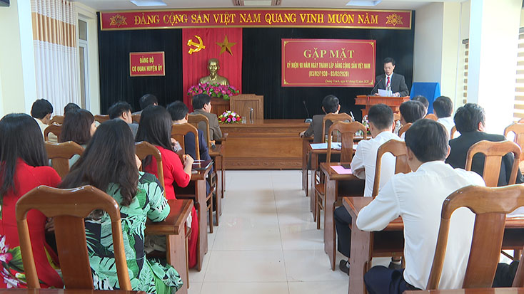 Gặp mặt kỷ niệm 90 năm ngày thành lập Đảng Cộng sản Việt Nam