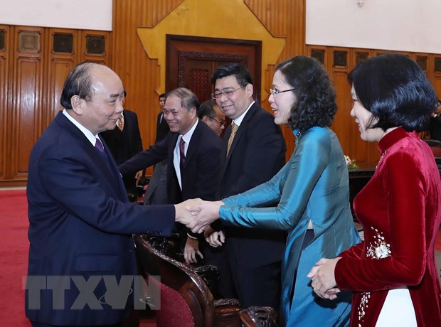 Thủ tướng Nguyễn Xuân Phúc tiếp các Đại sứ Việt Nam mới được bổ nhiệm. (Ảnh: Thống Nhất/TTXVN)
