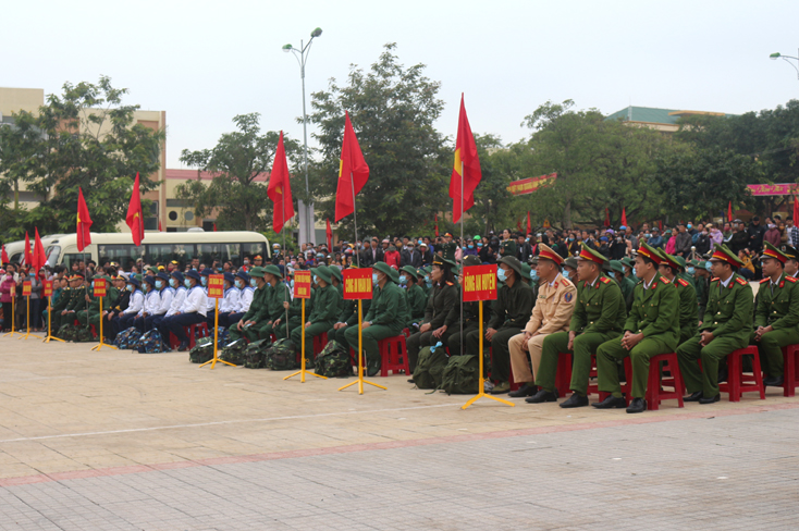 Năm 2020, huyện Quảng Ninh có 130 tân binh lên đường nhập ngũ.
