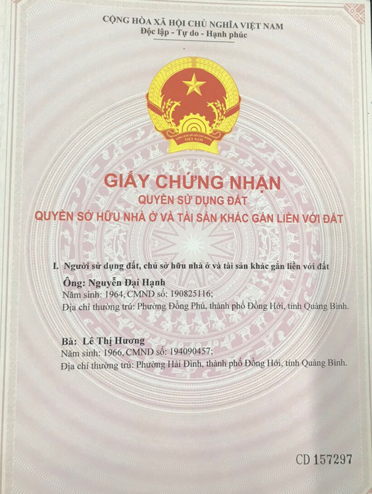 Một Giấy chứng nhận quyền sử dụng đất tại thửa đất nói trên của ông Nguyễn Đại Hạnh và bà Lê Thị Hương.