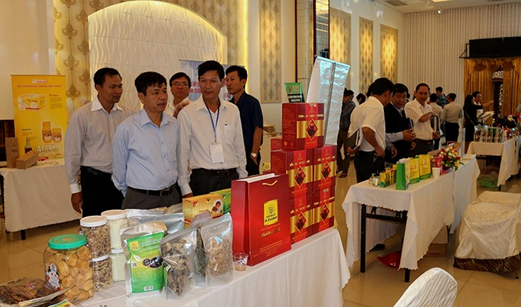 Nhiều sản phẩm đặc trưng của Quảng Bình được khách hàng trong và ngoài nước biết đến thông qua các hội nghị kết nối cung cầu. 