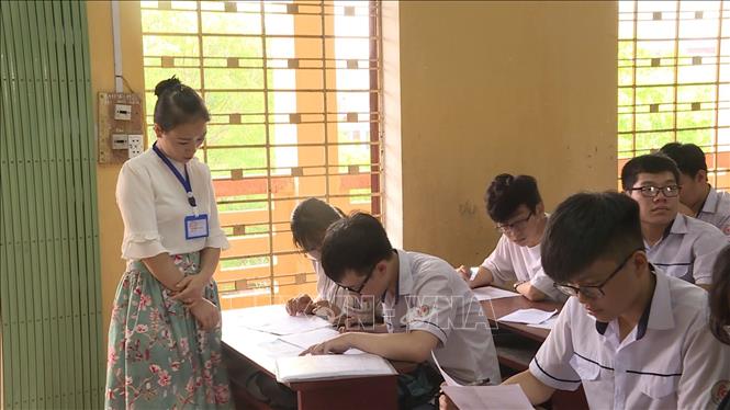  Điểm thi THPT quốc gia 2019 tại trường THPT Đào Duy Từ, tỉnh Thanh Hóa. Ảnh: Khiếu Tư/TTXVN.
