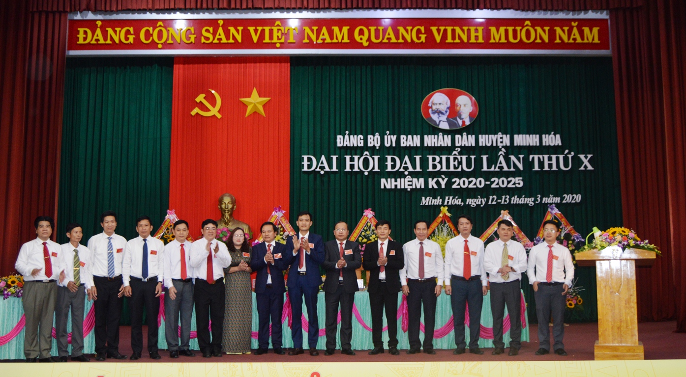 Ban Chấp hành Đảng bộ UBND huyện Minh Hóa  khóa  X, nhiệm kỳ 2020-2025.