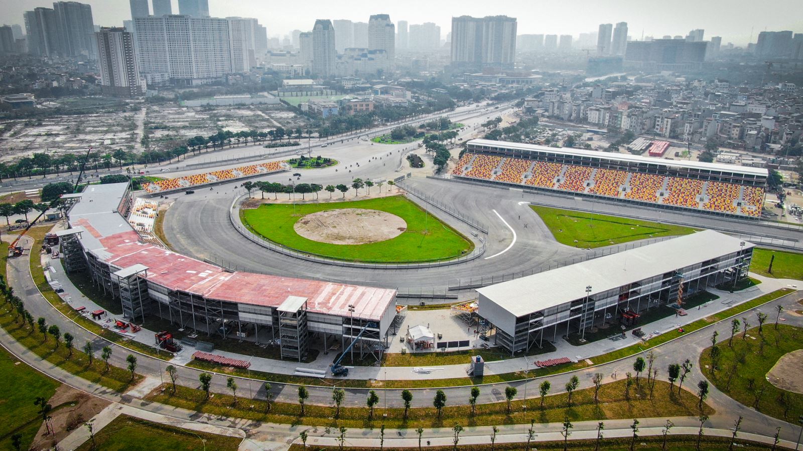 Trường đua F1 tại Hà Nội đã được hoàn tất. Ảnh: Trung Nguyên/Báo Tin tức.