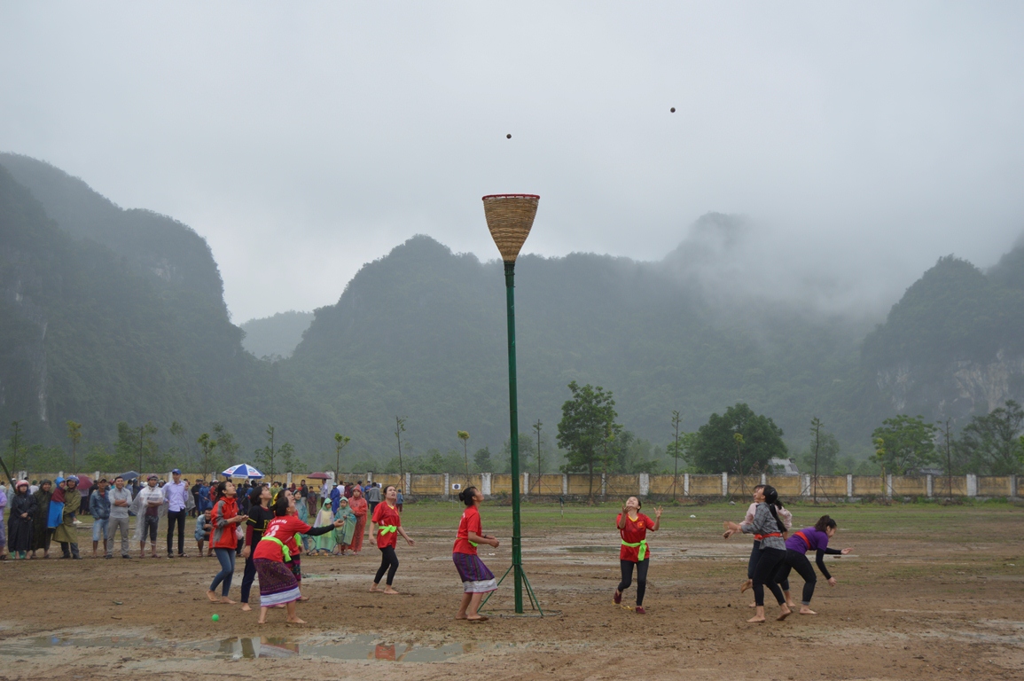 Tuần lễ Văn hóa – Thể thao – Du lịch và Hội Rằm tháng ba Minh Hóa năm với nhiều hoạt động văn hóa, thể thao đặc sắc.