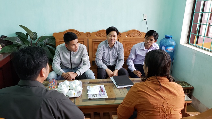 Buổi giao ban của cán bộ chủ chốt xã Quảng Lộc bàn giải pháp tháo gỡ khó khăn trong công tác phát triển ĐVVG.