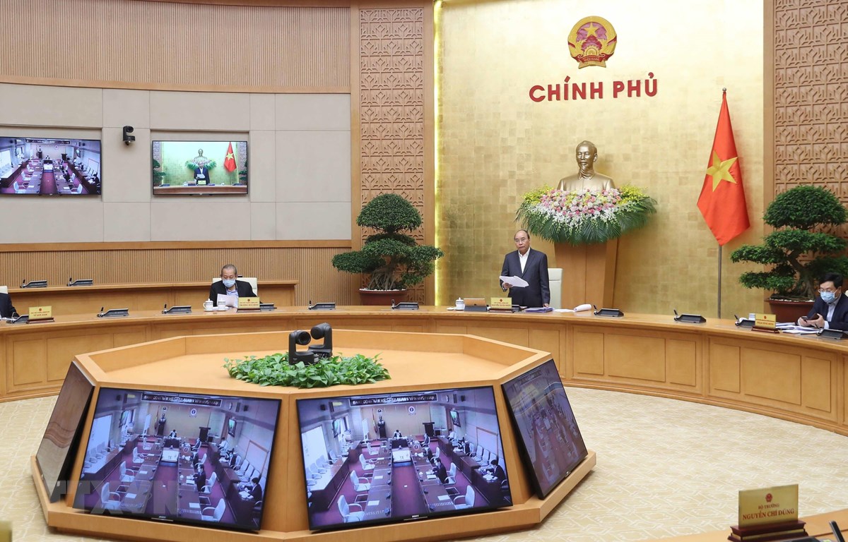 Thủ tướng Nguyễn Xuân Phúc phát biểu khai mạc phiên họp. (Ảnh: Thống Nhất/TTXVN)