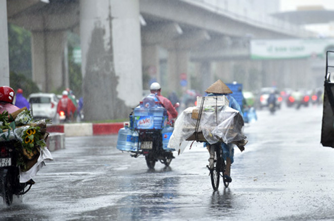  Bắc Bộ trong sáng và đêm ngày 7-4 có mưa rào và dông.