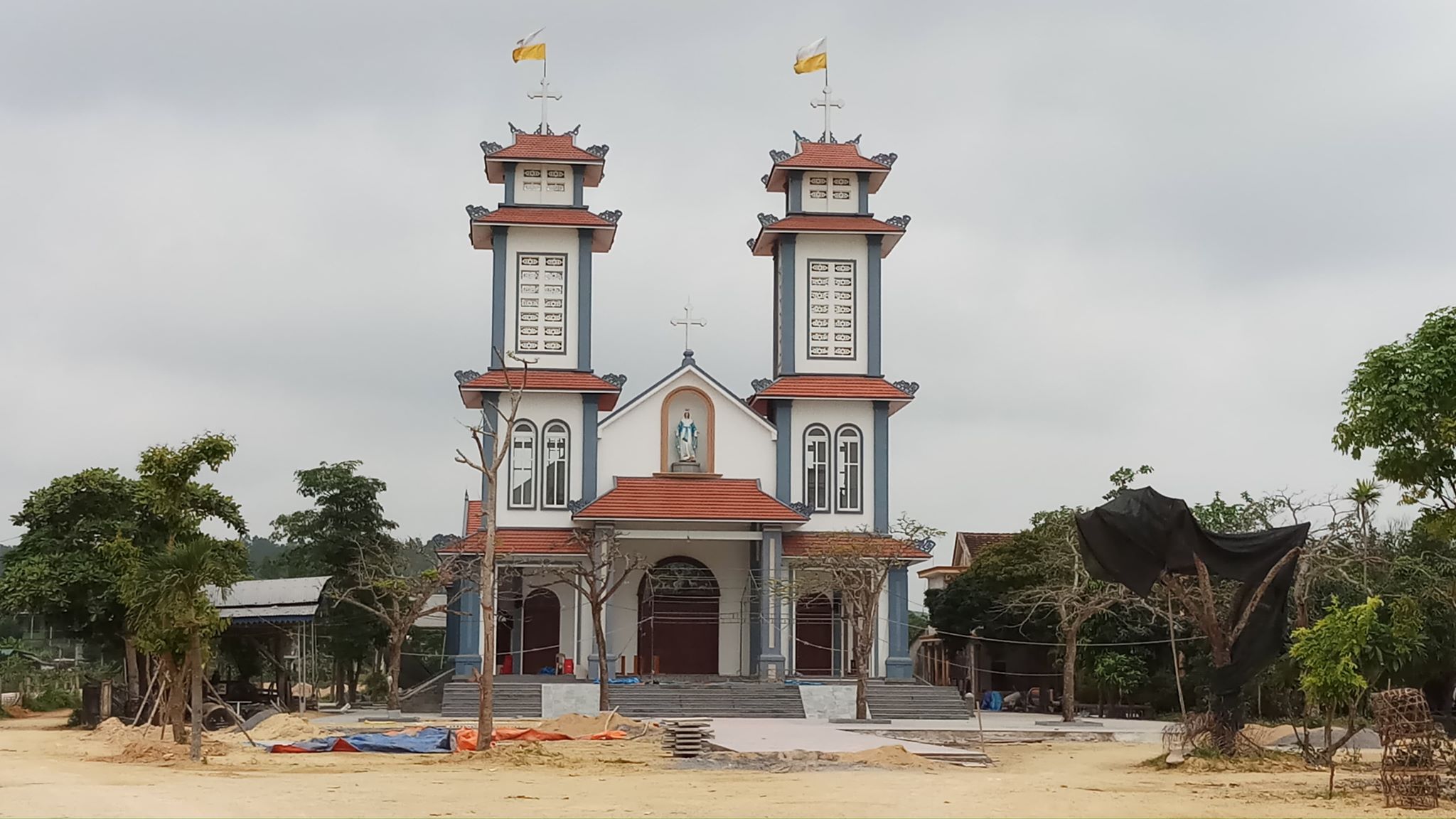 Nhiều giáo xứ trên địa bàn huyện Quảng Trạch đã thực hiện nghiêm túc về giãn cách xã hội trong thời gian qua.