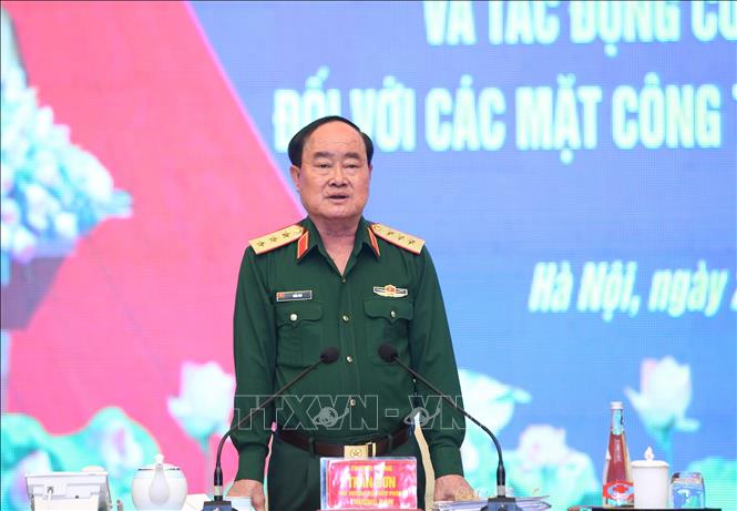 Thượng tướng Trần Đơn, Thứ trưởng Bộ Quốc phòng, Trưởng Ban Chỉ đạo Bộ Quốc phòng chủ trì hội nghị. Ảnh: Dương Giang/TTXVN