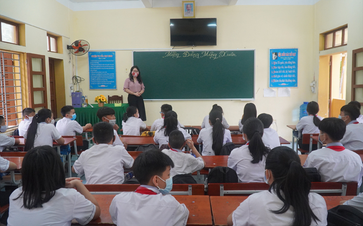 Học sinh Quảng Bình trở lại trường học tập bình thường từ ngày 4-5-2020.