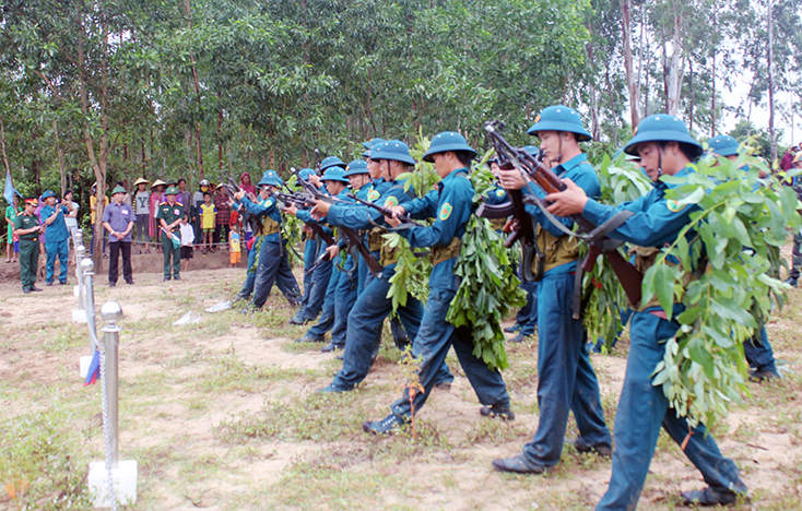 Diễn tập chiến đấu phòng thủ các xã, thị trấn trên địa bàn huyện Bố Trạch 