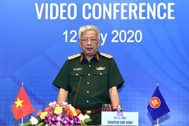 Thượng tướng Nguyễn Chí Vịnh, Thứ trưởng Bộ Quốc phòng phát biểu khai mạc. (Ảnh: Dương Giang/TTXVN)