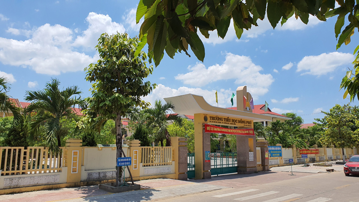 Trường tiểu học Đồng Phú, tăng cường các biện pháp bảo đảm an toàn, an ninh trật tự trường học.