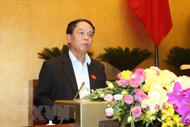 Chủ nhiệm Ủy ban Quốc phòng và An ninh của Quốc hội Võ Trọng Việt trình bày Báo cáo thẩm tra về dự án Luật Biên phòng Việt Nam. (Ảnh: Doãn Tấn/TTXVN)